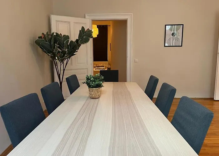 3-bedroom With Free Parking Διαμέρισμα *