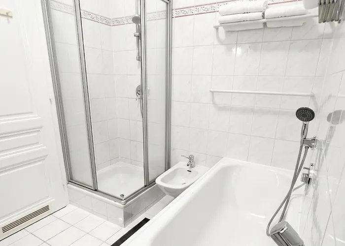 3-bedroom With Free Parking Διαμέρισμα